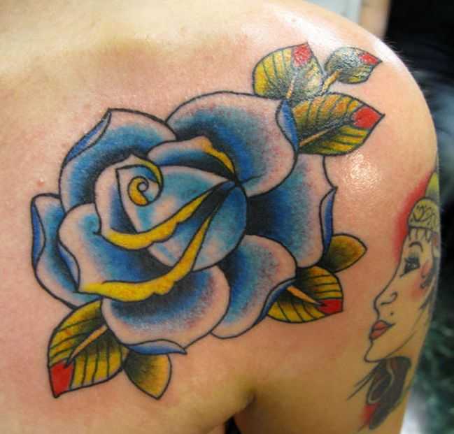 tatu_roza-417