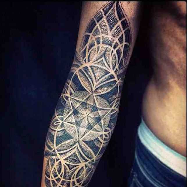 tatu_dotwork-14