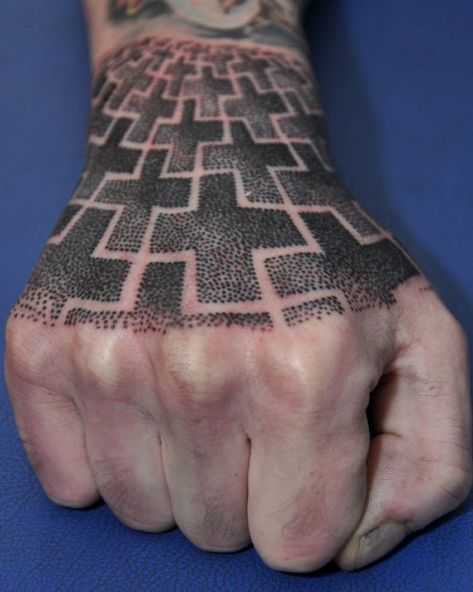 tatu_dotwork-23