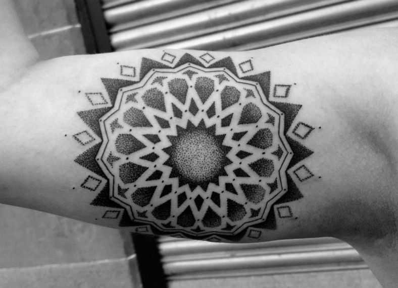 tatu_dotwork-346