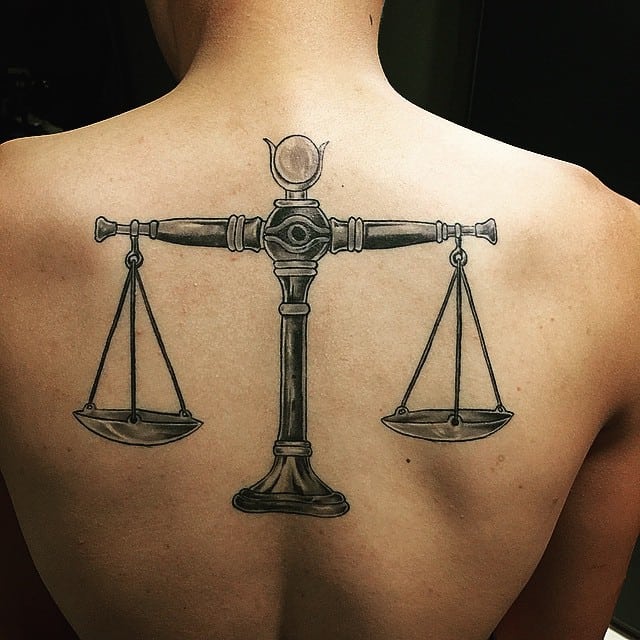 зодиак весы тату